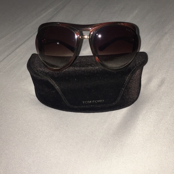 Tom Ford brown sunglasses - Picture 2 of 6
